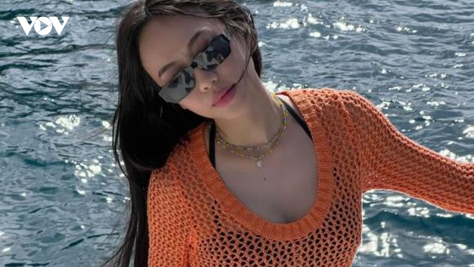 Chuyện showbiz: Diệu Nhi khoe body nóng bỏng với bikini, phủ nhận tin đồn mang thai
