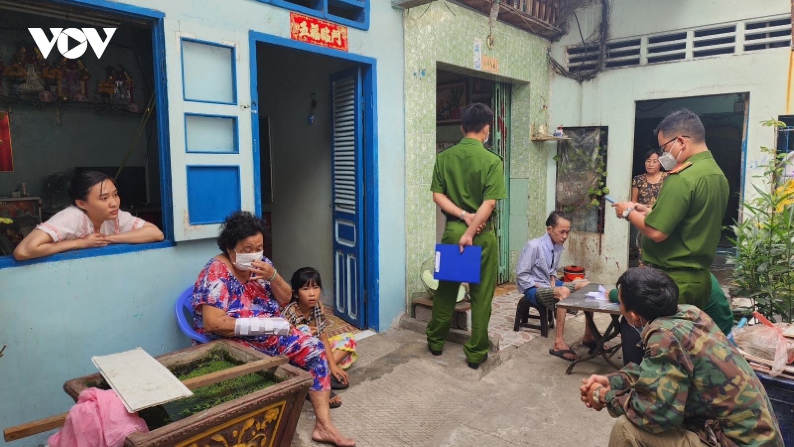 Người đàn ông tử vong trong tư thế treo cổ tại nhà riêng