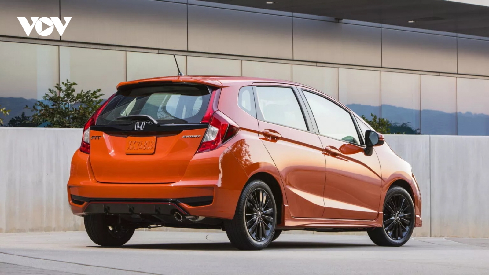 Gần 115.000 xe Honda Fit và HR-V bị triệu hồi do lỗi camera lùi