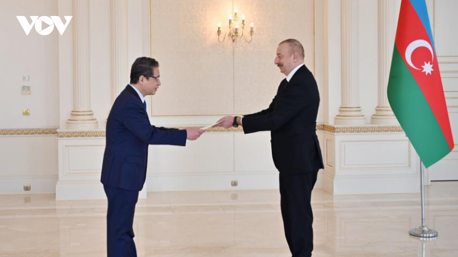 Đại sứ Việt Nam tại Liên bang Nga trình quốc thư lên Tổng thống Azerbaijan