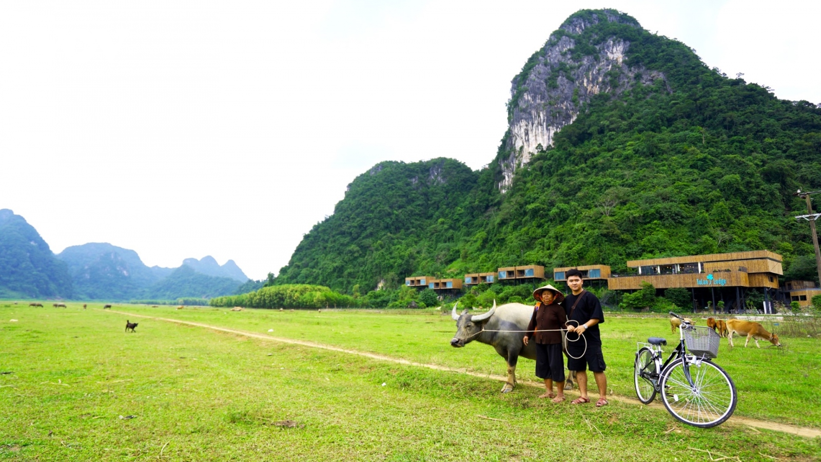 Làm du lịch ở vùng rốn lũ Quảng Bình
