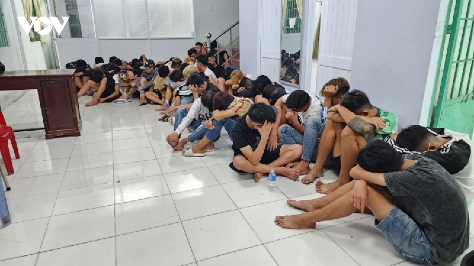 Bắt 46 thanh thiếu niên mang hung khí đi đánh nhau tại Kiên Giang