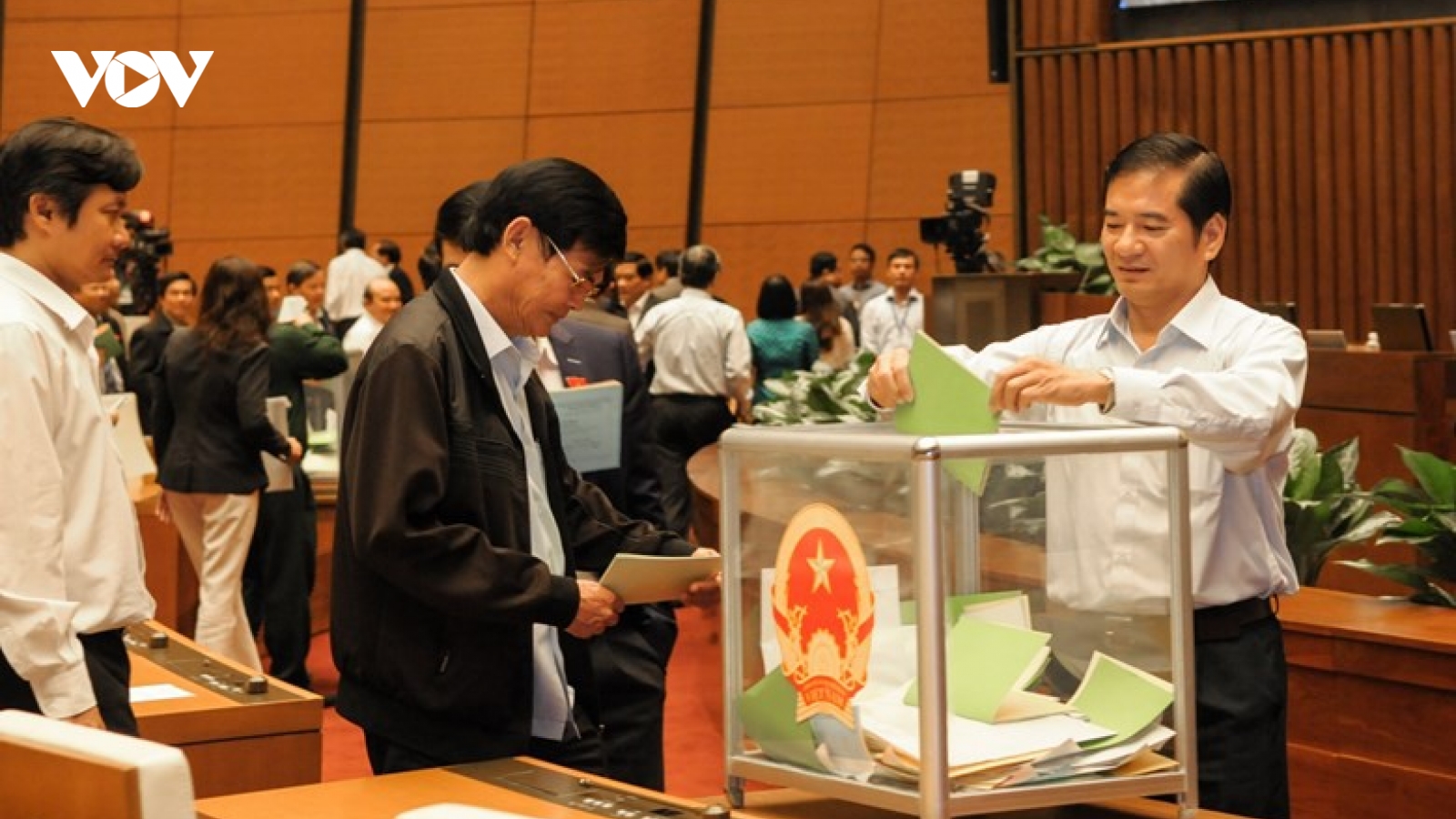 Bỏ phiếu tín nhiệm cán bộ không thể mang tính chủ quan cá nhân