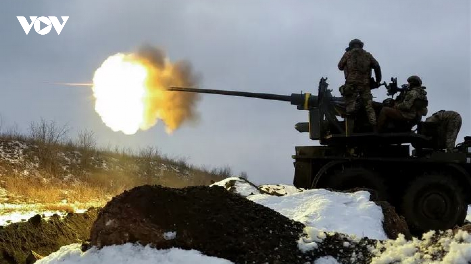 Tổng thống Ukraine thừa nhận tiền tuyến phía Đông hiện "rất khó khăn"