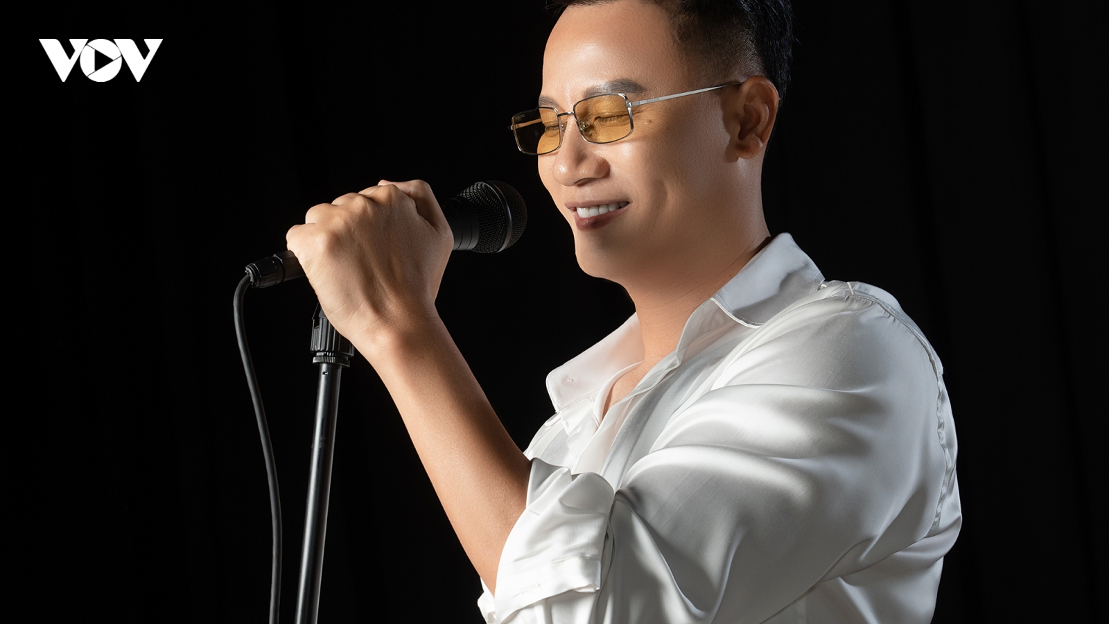 Chuyện chưa kể của Hoàng Bách về “Những bước chân của Rồng”