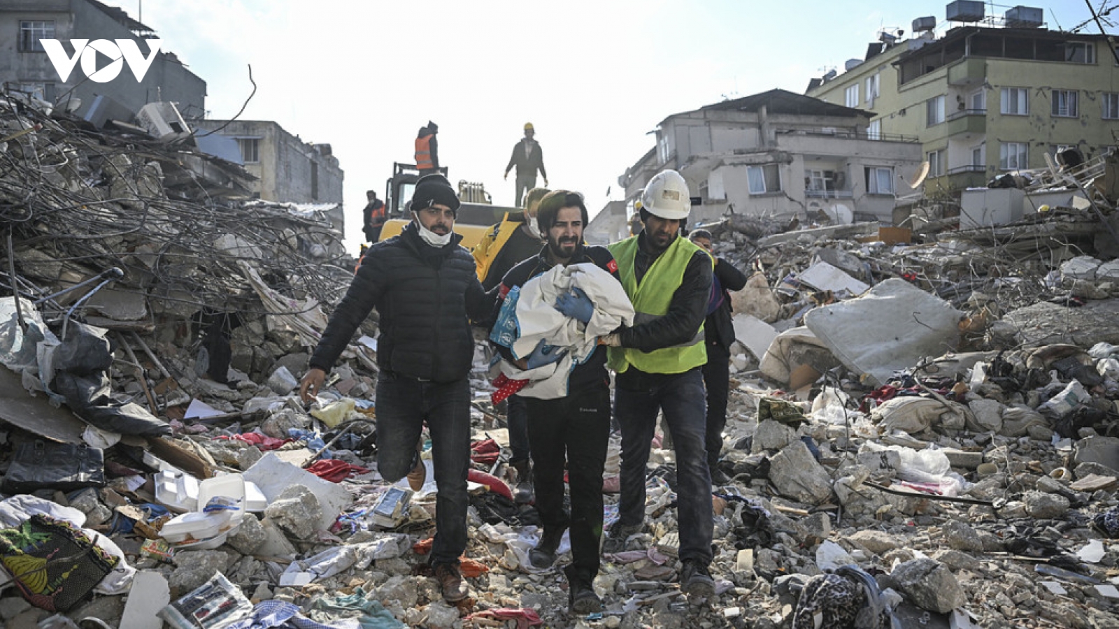 Thêm nhiều kỳ tích về cứu hộ sau 5 ngày động đất ở Thổ Nhĩ Kỳ và Syria