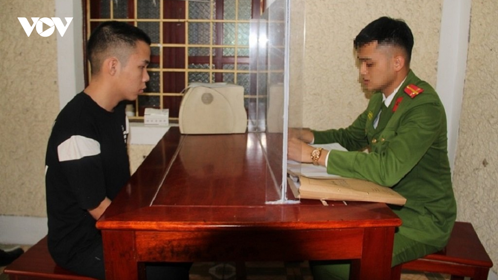 Lừa bán xe máy nhập khẩu giá rẻ qua mạng, hàng loạt người “sập bẫy”