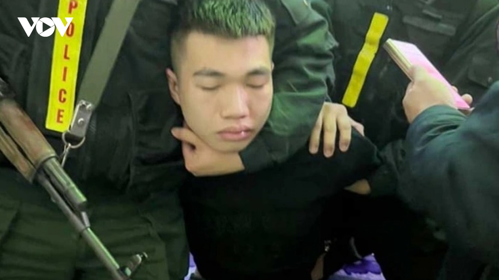 Khởi tố kẻ "phê" ma túy bắn chết 2 người trong đêm