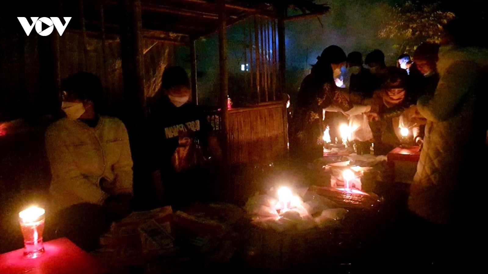 Những phiên chợ độc đáo ở Việt Nam mỗi năm chỉ họp 1 lần