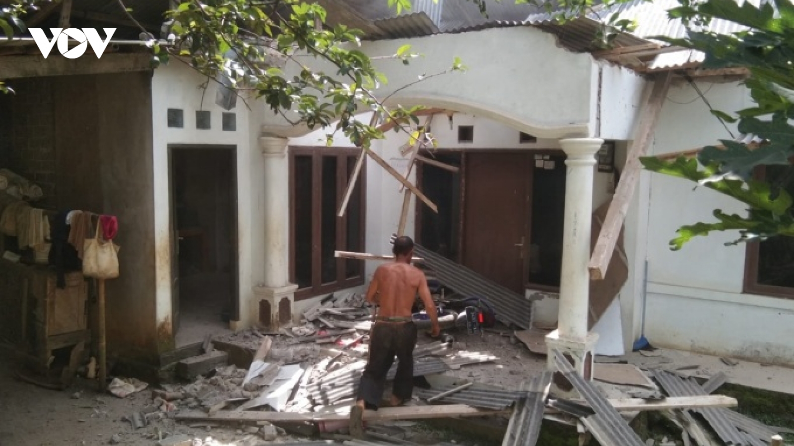 Động đất gây rung chuyển thủ đô Jakarta (Indonesia)