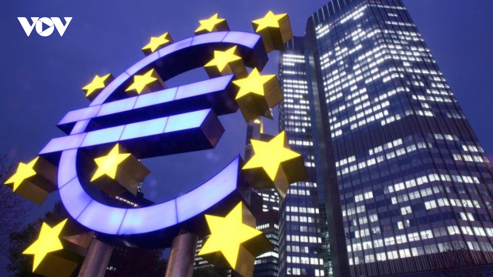 EU thoát suy thoái, nâng dự báo tăng trưởng kinh tế 2023