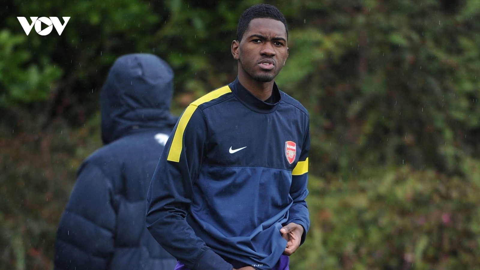 CAHN chiêu mộ cựu cầu thủ Arsenal