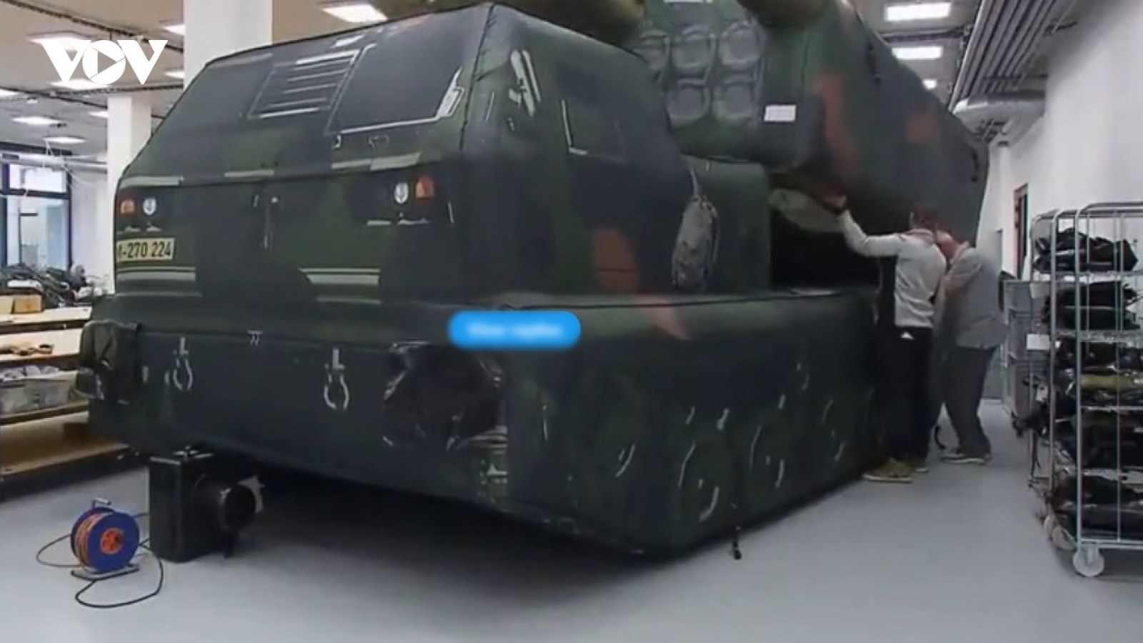 Nga và Ukraine dùng hình nộm để đánh lừa đối phương như thế nào?