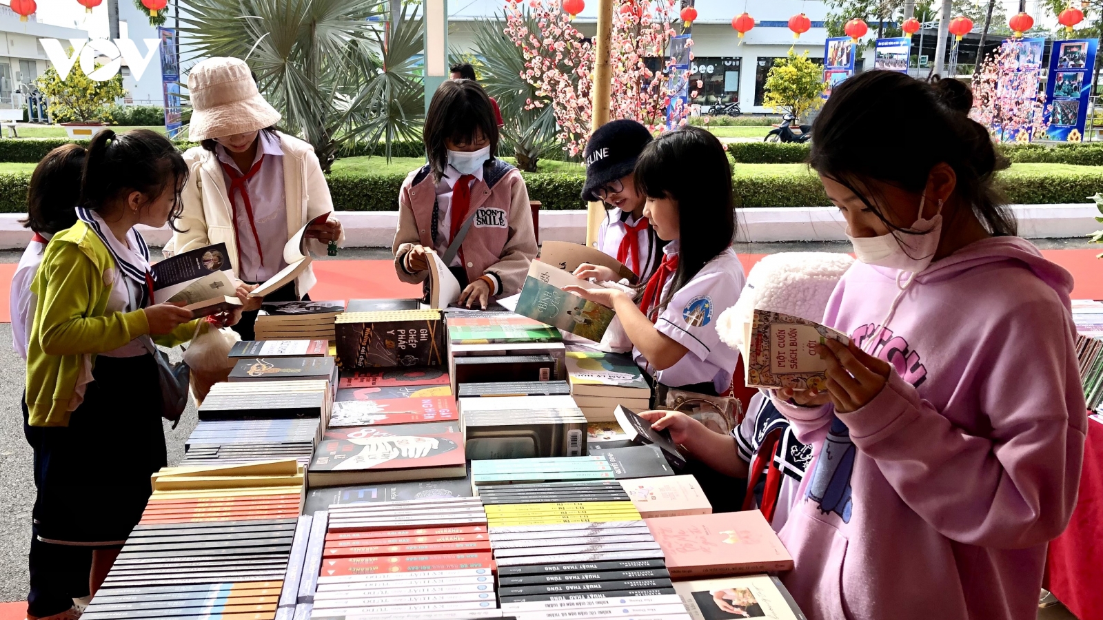 Rộn ràng lễ hội Tao đàn Chiêu Anh Các