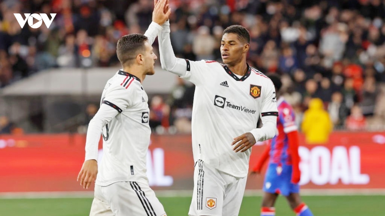 MU gấp rút gia hạn hợp đồng với Rashford và Dalot