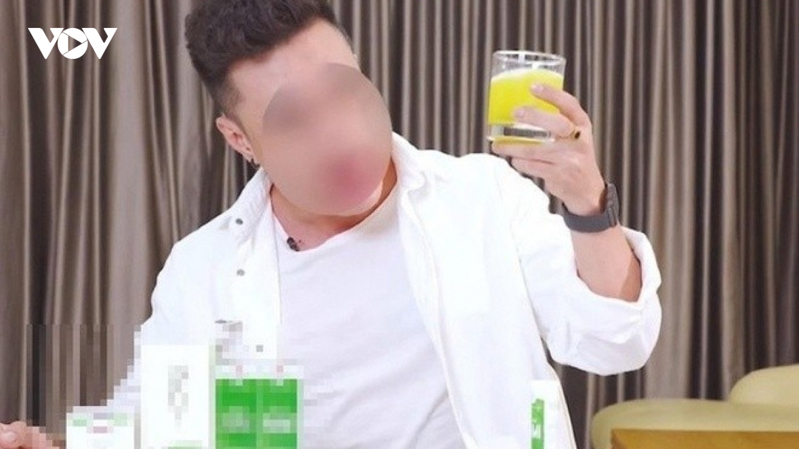 Nghệ sĩ Việt quảng cáo sai sự thật: Lợi dụng tình cảm của khán giả
