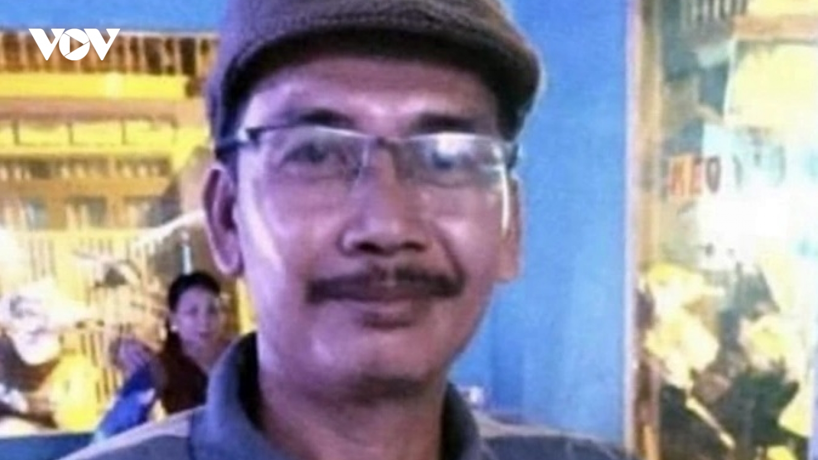 Truy tìm nghi can đâm chết người ngay tại nhà