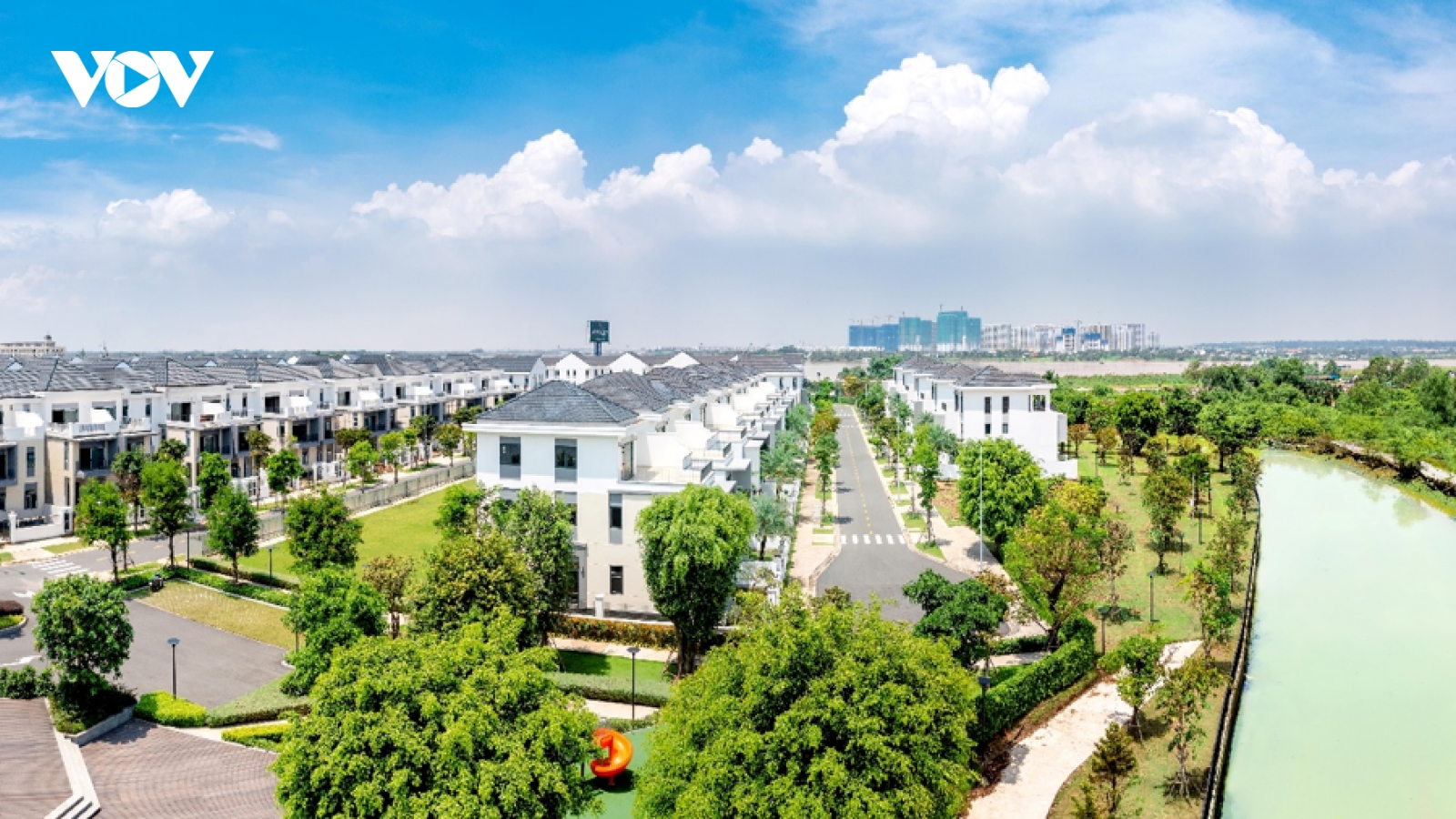 Doanh nghiệp BĐS kiến nghị Chính phủ tháo gỡ pháp lý, hỗ trợ tín dụng với khách hàng