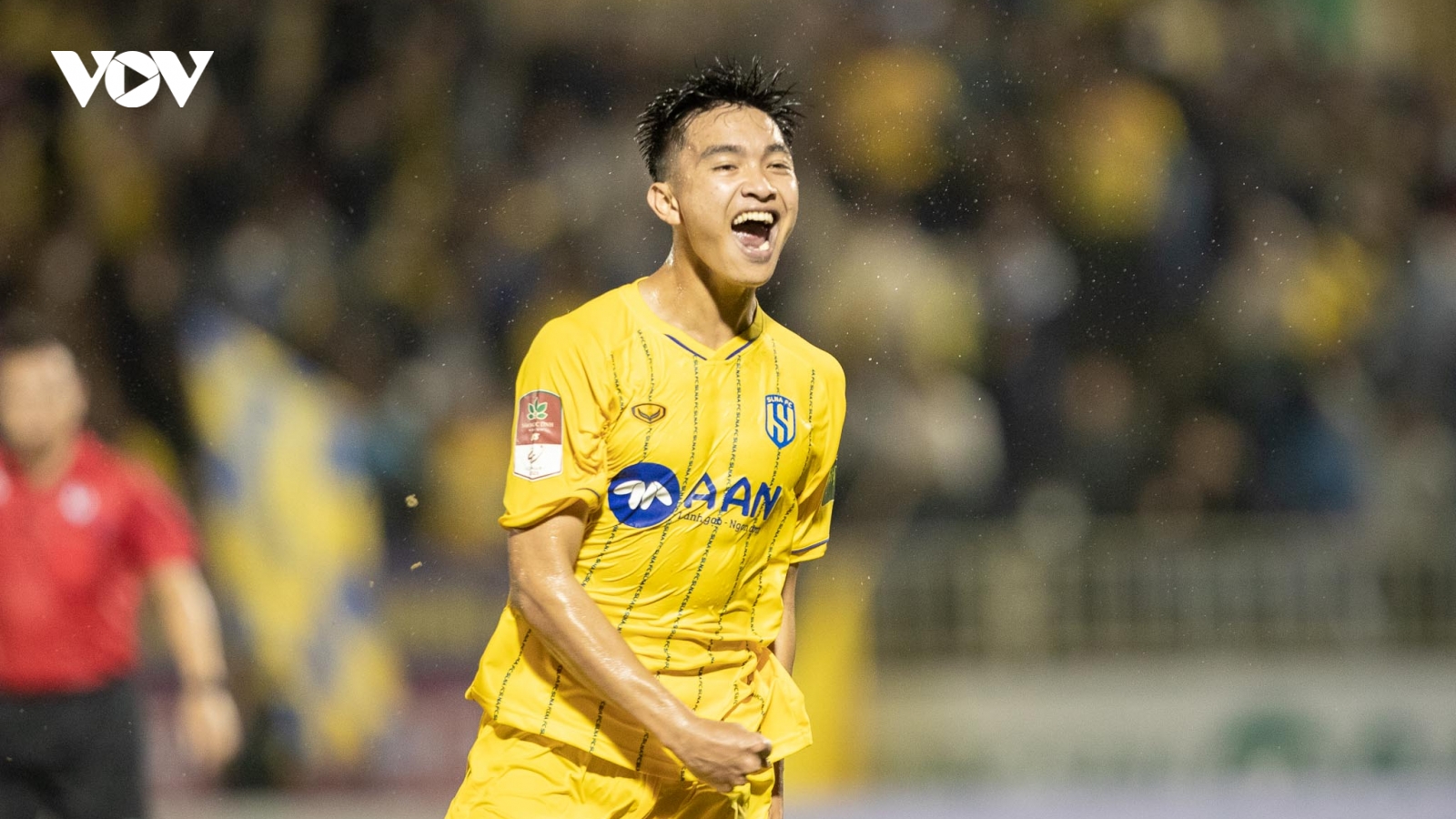 Sao trẻ 18 tuổi ghi bàn trong ngày mở màn V-League 2023