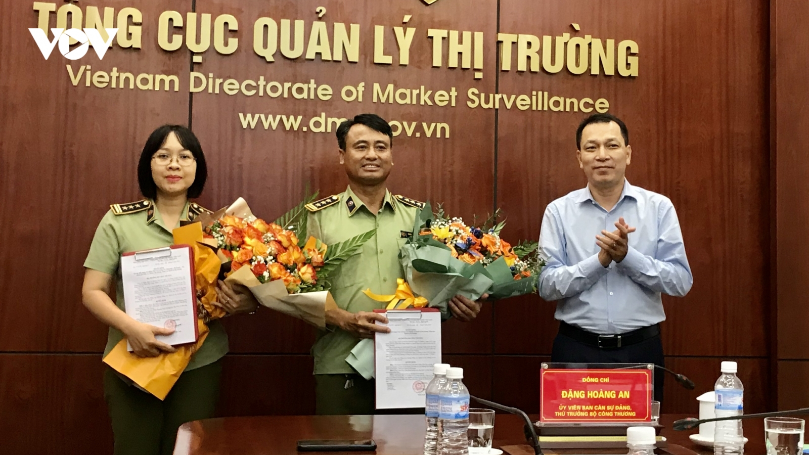 Chỉ đạo mới về tổ chức bộ máy của các bộ, tổ chức lại tổng cục thành cục
