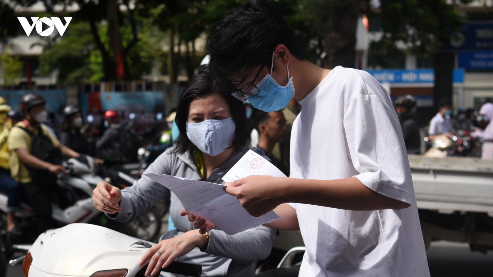 Tuyển sinh lớp 10: Nhân đôi điểm số 2 môn Văn, Toán dễ khiến học sinh học lệch