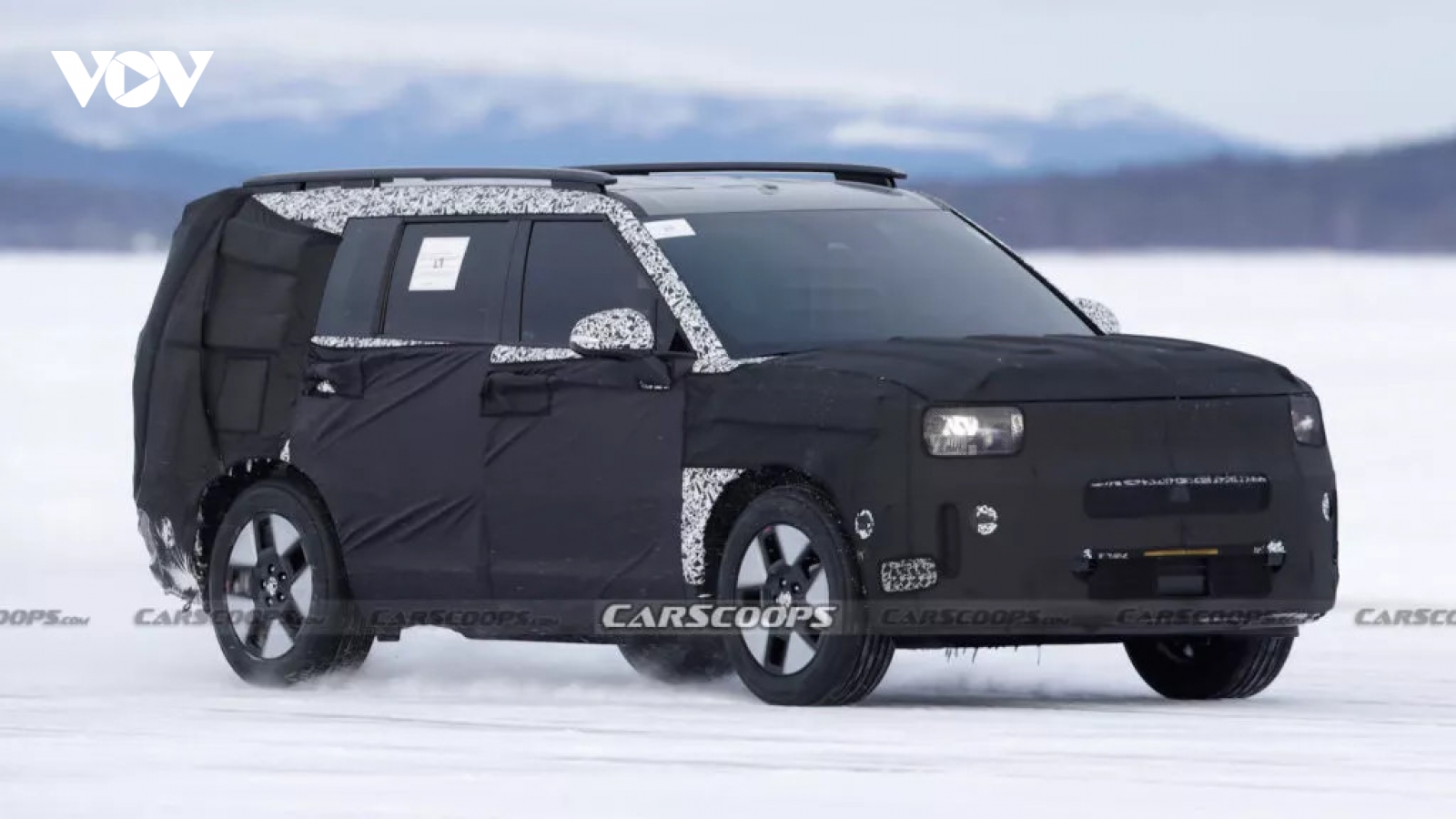Hyundai Santa Fe 2025 sẽ có thiết kế giống Land Rover?