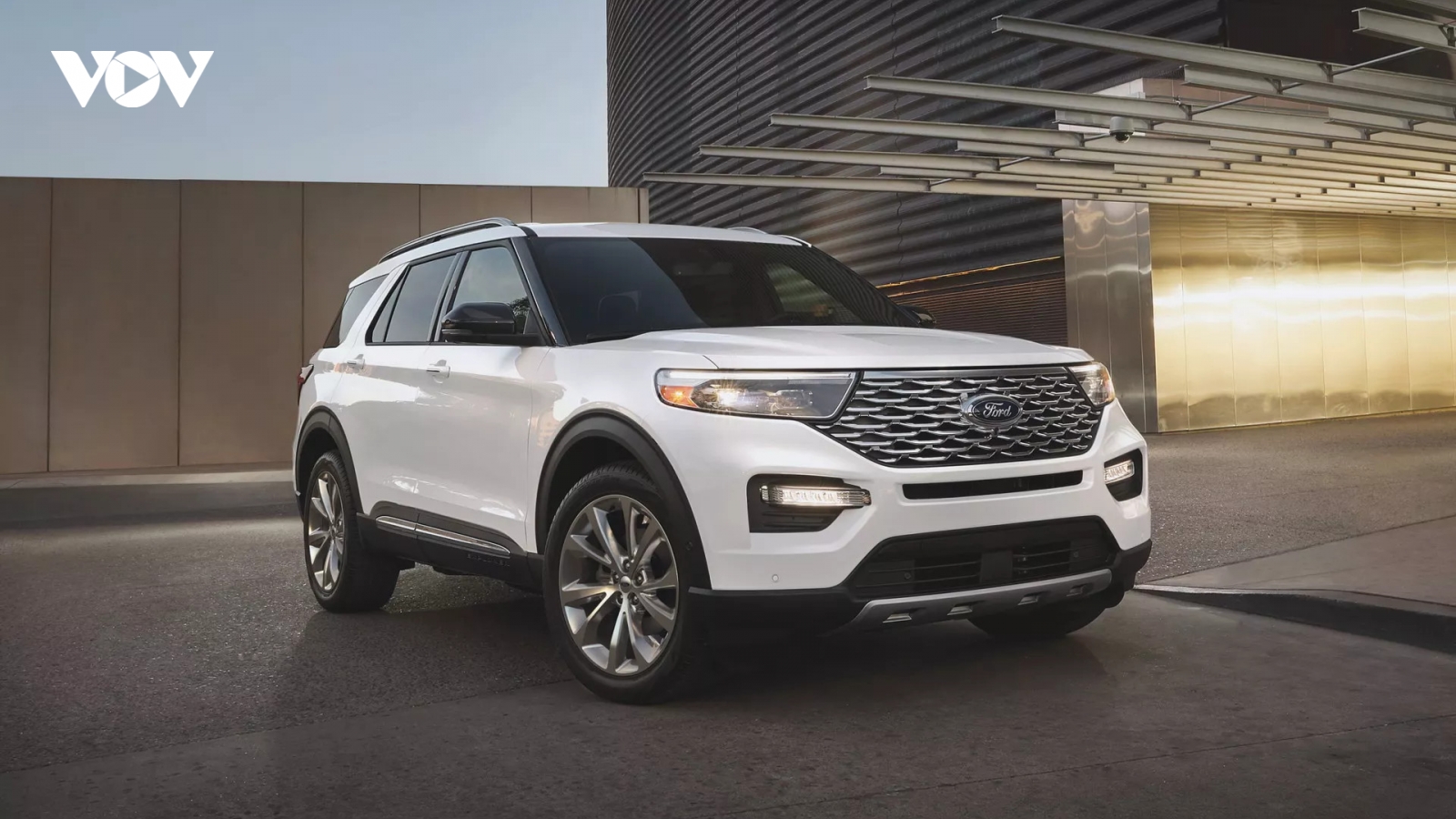Ford triệu hồi Explorer vì lỗi hệ thống truyền lực