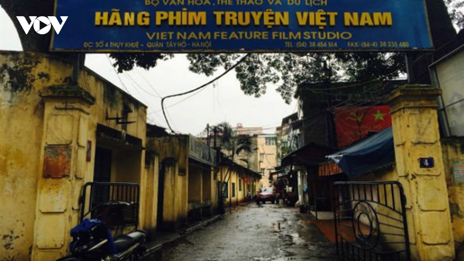 Bộ VHTT&DL phản hồi về "thảm cảnh" của Hãng phim truyện Việt Nam