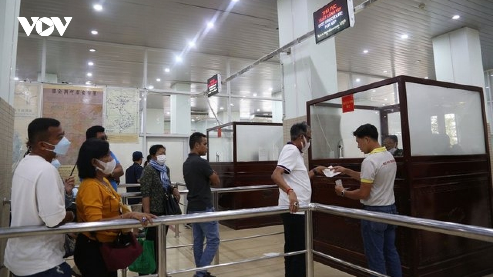 Du lịch cửa khẩu đường bộ chưa được quan tâm