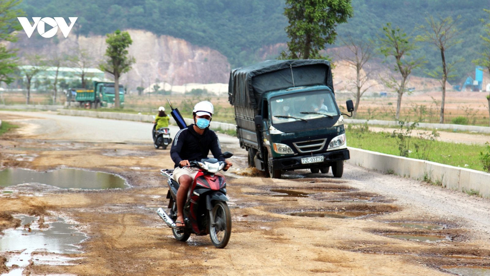 Nhếch nhác ở dự án Khu đô thị hồ Phú Hòa