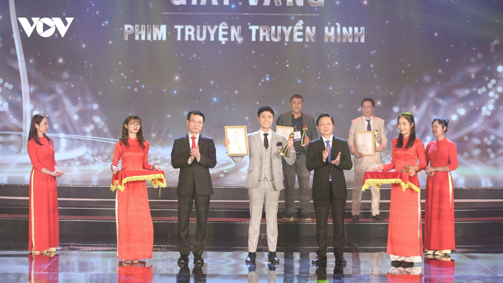 Thanh Sơn đoạt giải "Nam diễn viên xuất sắc" tại Liên hoan Truyền hình toàn quốc