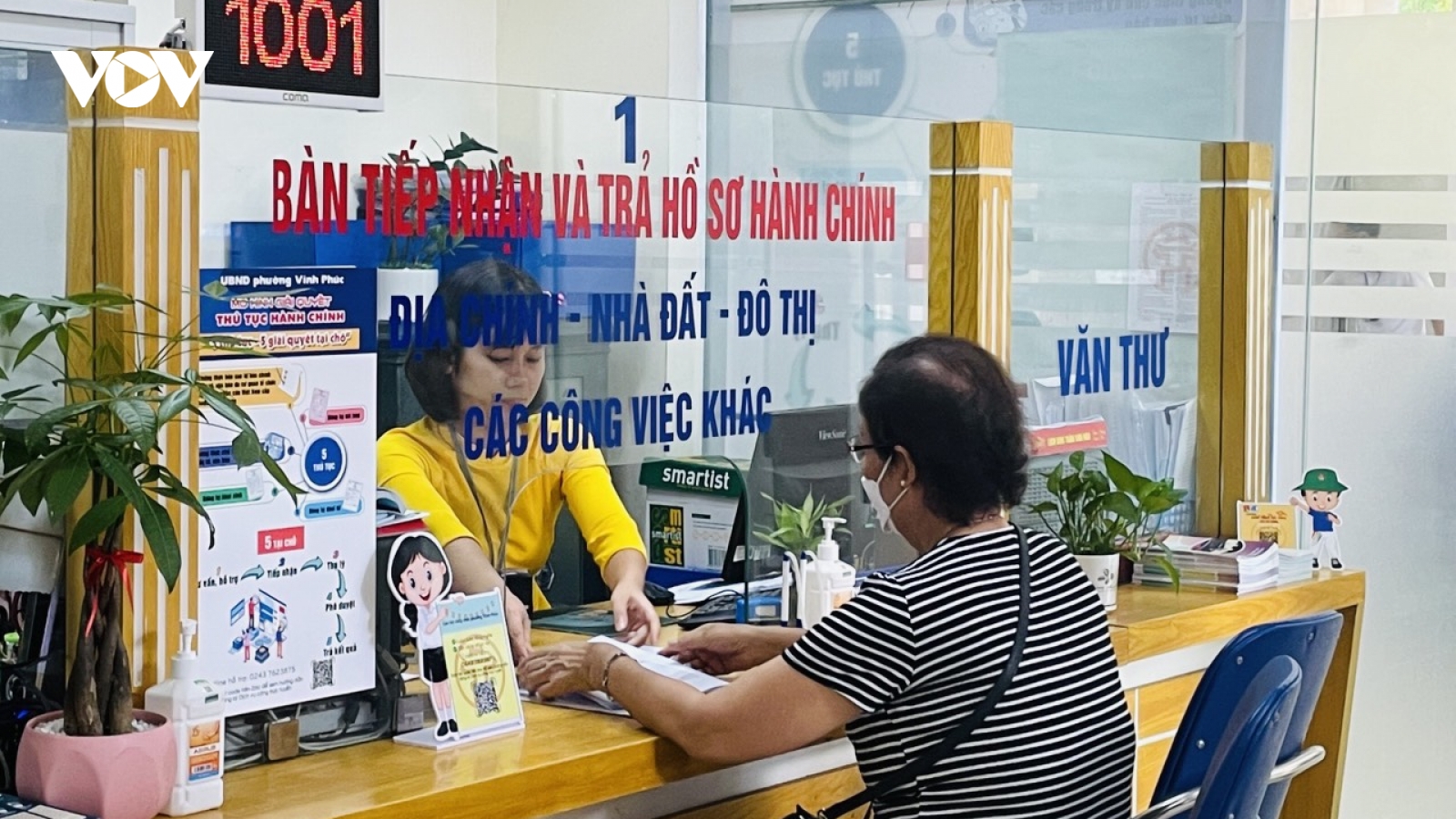 Hà Nội bãi bỏ hơn 660 thủ tục hành chính, hạn chế tối đa nhũng nhiễu