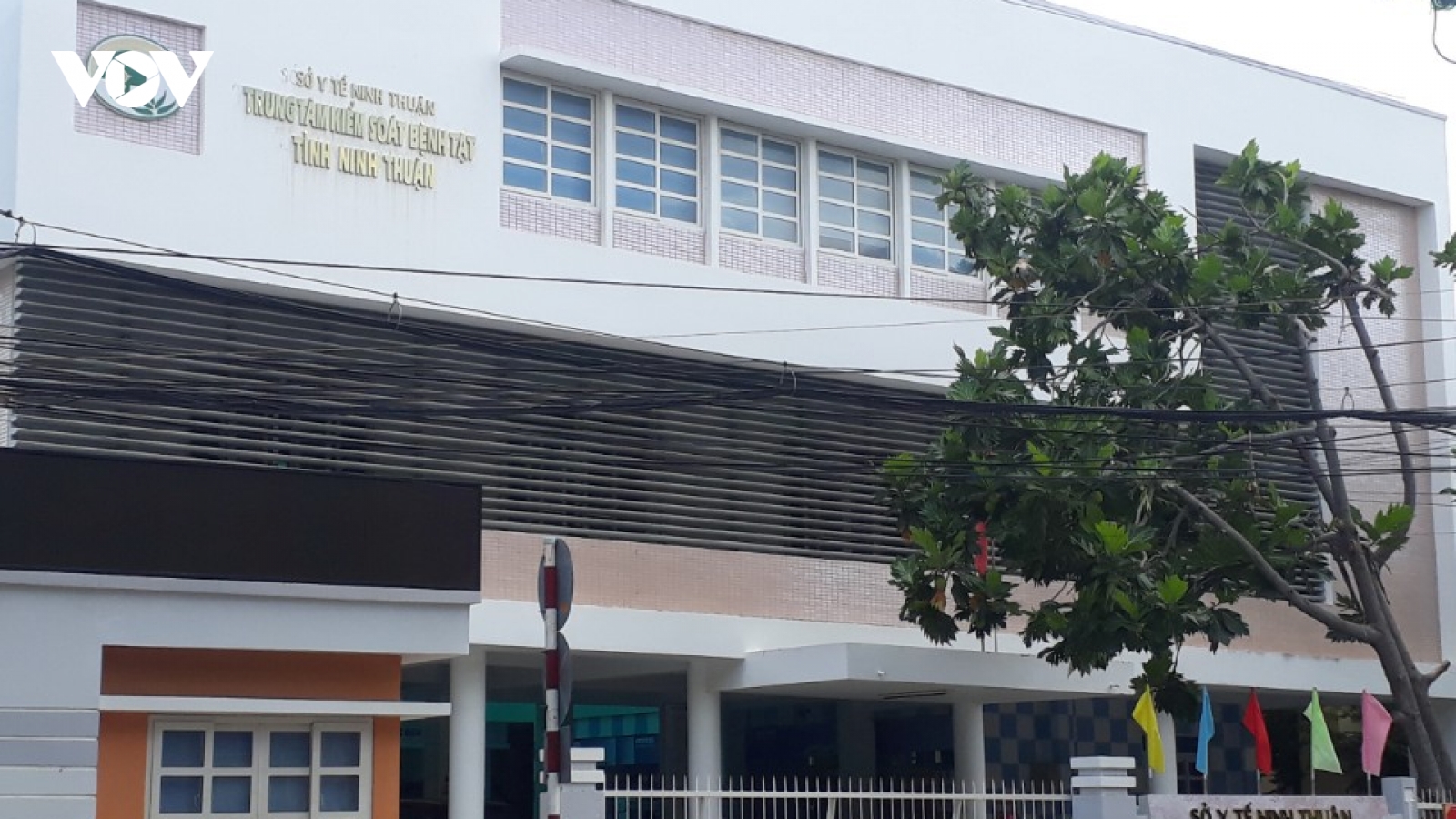 Tạm giam 2 cán bộ của CDC Ninh Thuận liên quan Công ty Việt Á