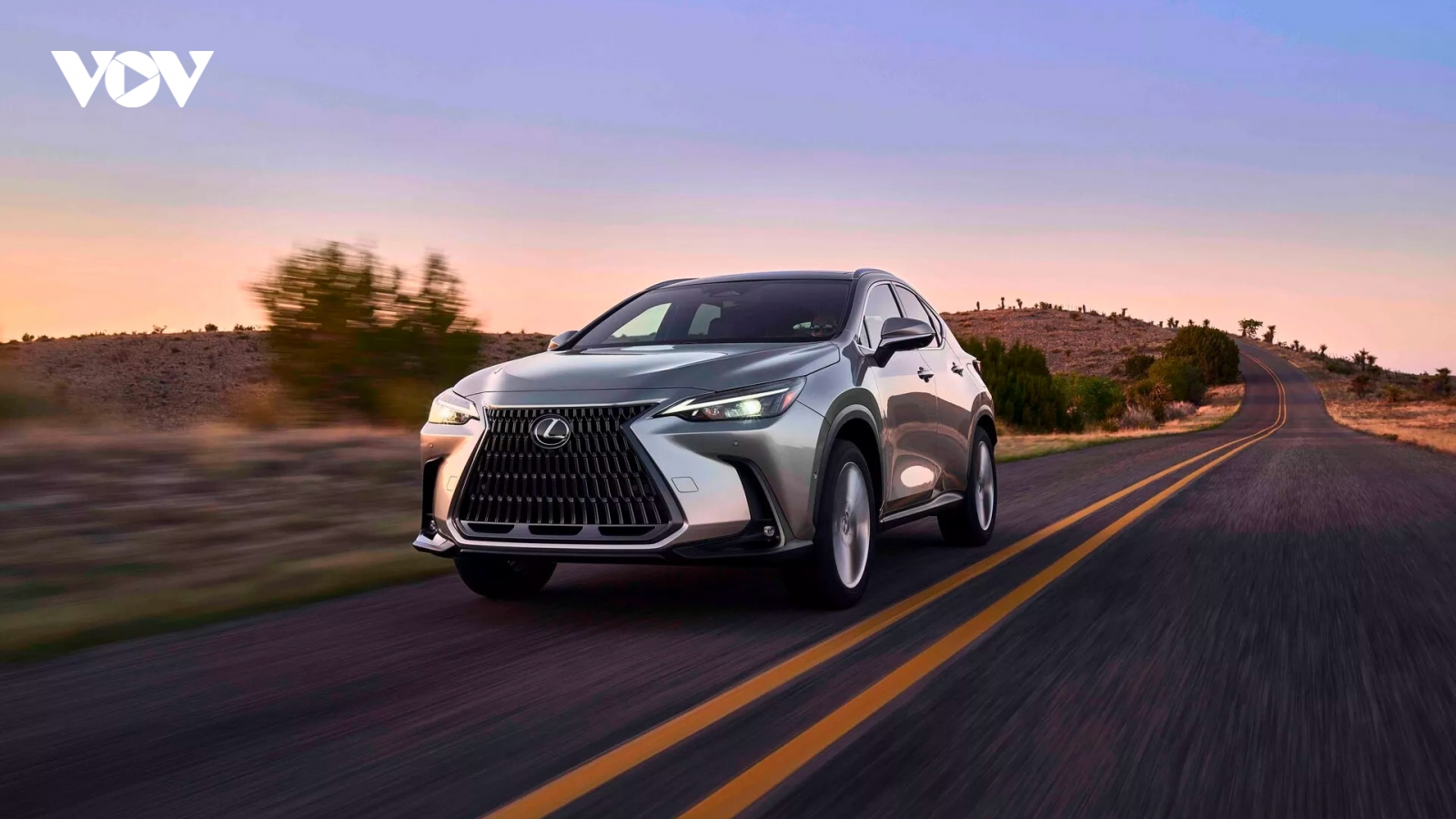 Lexus NX 2024 cải tiến nhẹ, giá bán thay đổi