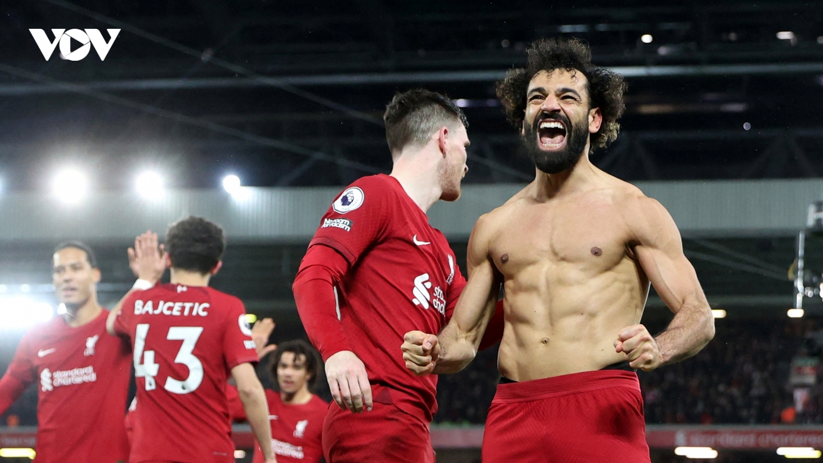 Bảng xếp hạng Ngoại hạng Anh mới nhất: Liverpool áp sát tốp 4, MU kém Arsenal 14 điểm