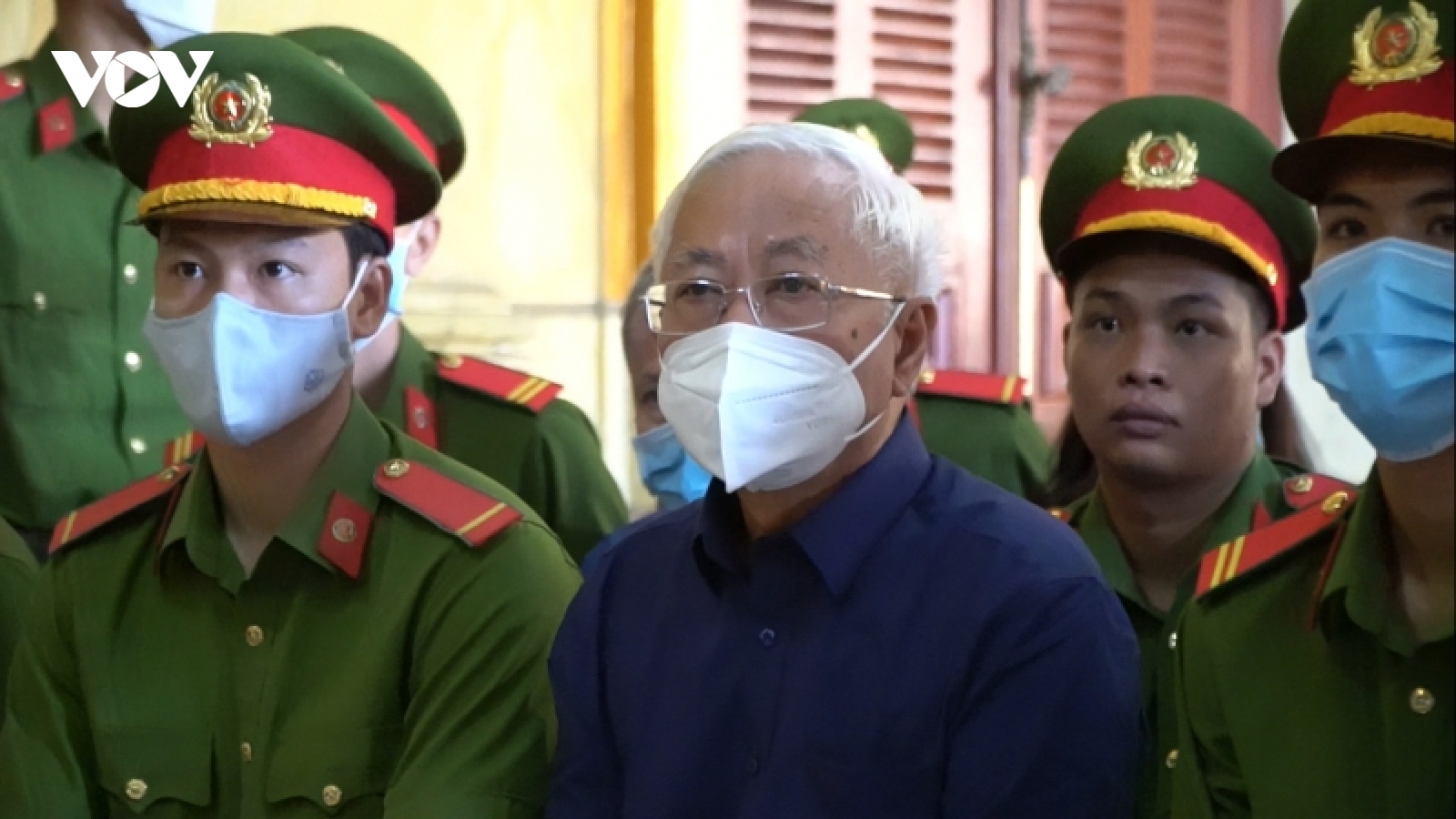 Cựu Tổng Giám đốc Ngân hàng Đông Á Trần Phương Bình lĩnh 20 năm tù trong vụ án thứ 4