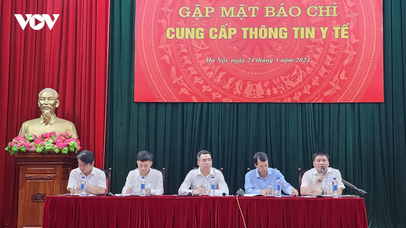 7.000 hồ sơ cấp phép trang thiết bị y tế bị tồn đọng, Bộ Y tế nói gì?