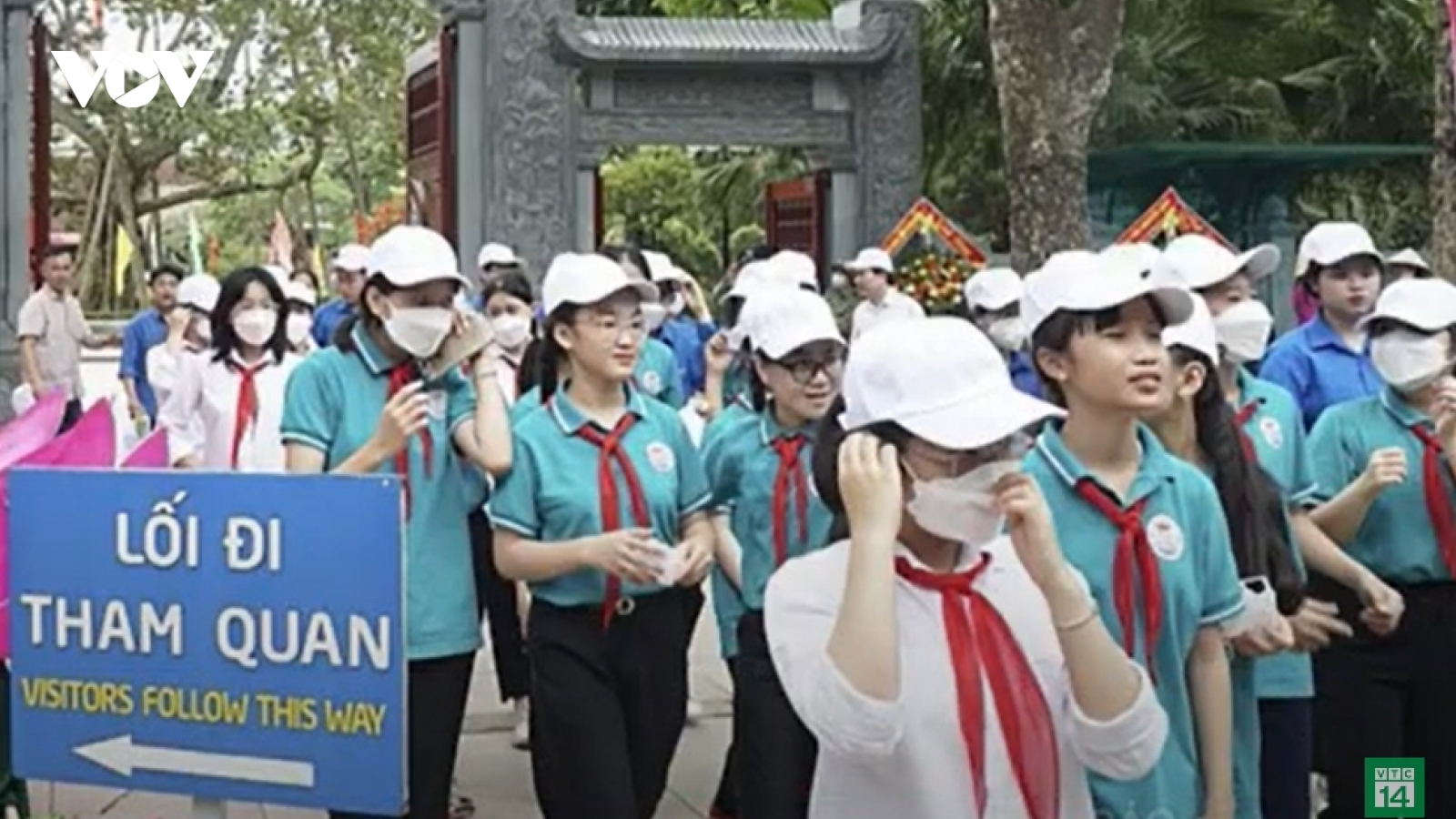 Tuyên Quang cấm nhà trường thu tiền học sinh đi tham quan