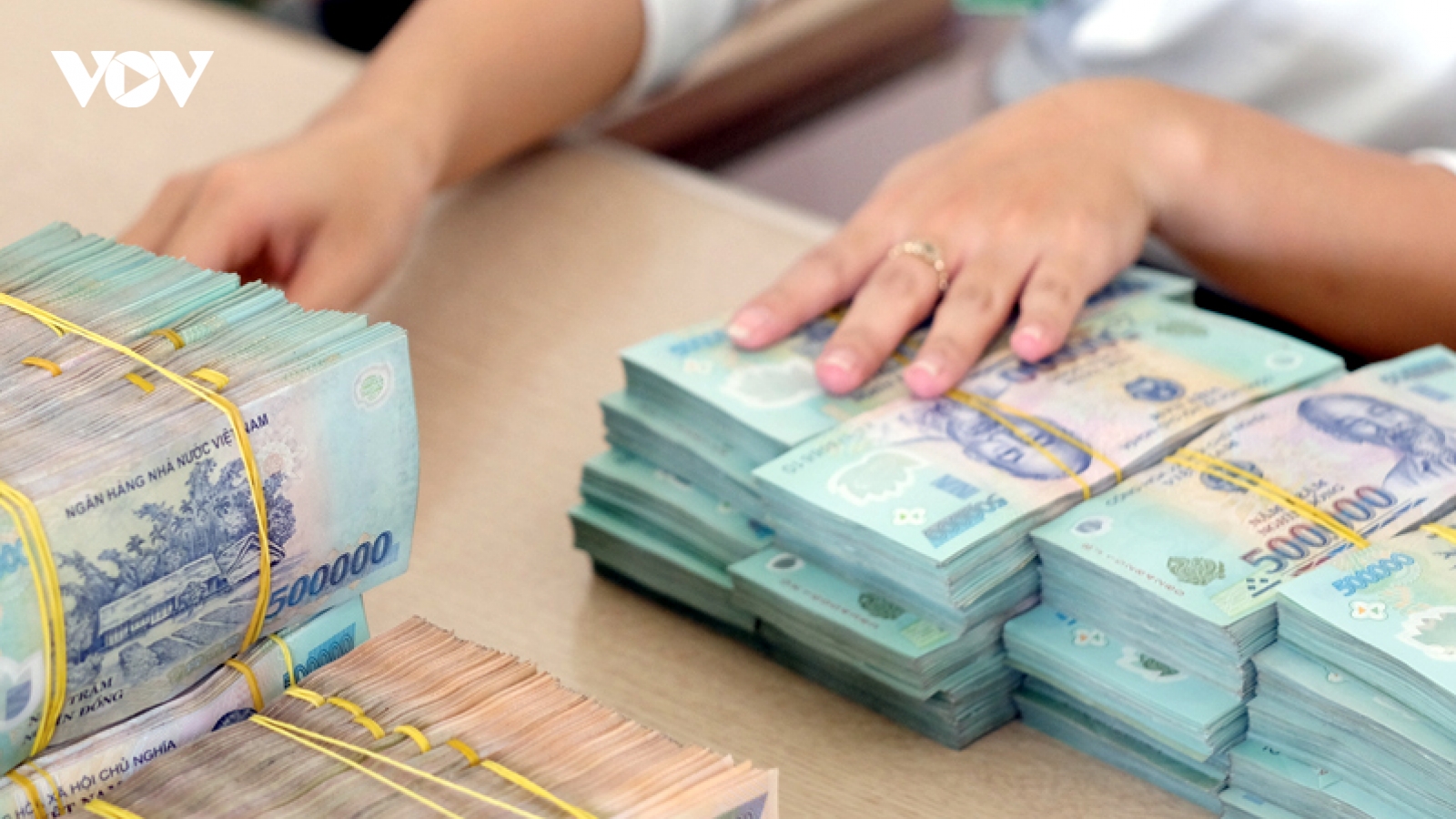 Lãi suất huy động giảm nhiệt liệu lãi suất cho vay có giảm tương ứng?