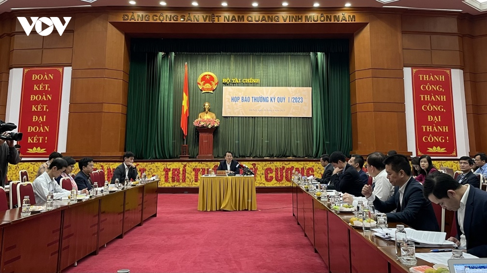 Phát hiện một số sai phạm trong liên kết bảo hiểm với ngân hàng