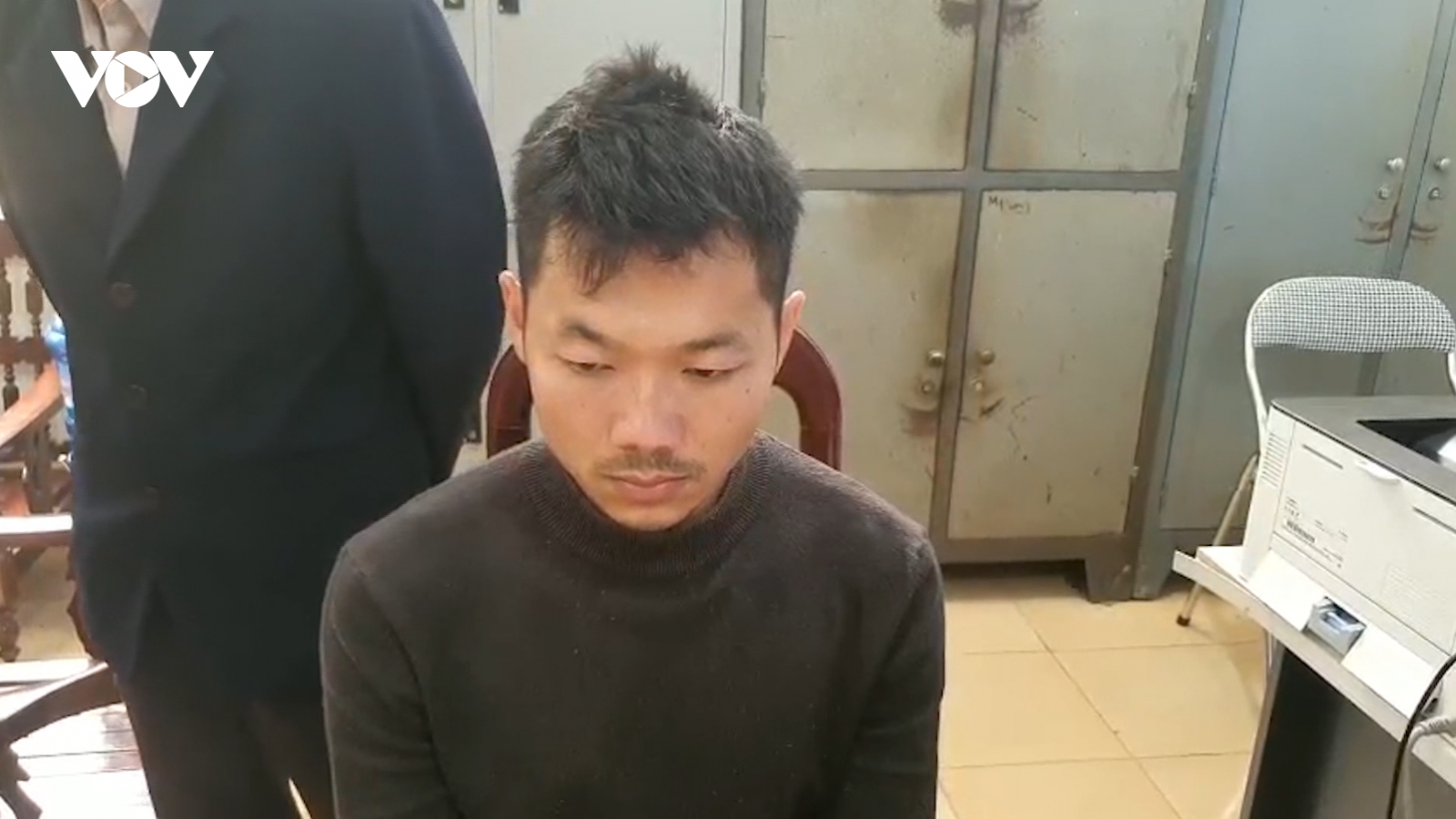 Mua 8kg ma túy và 1 bánh heroin từ biên giới về bán kiếm lời