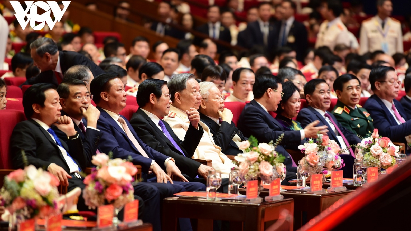 Tổng bí thư dự Lễ kỷ niệm 75 năm CAND học tập, thực hiện Sáu điều Bác Hồ dạy
