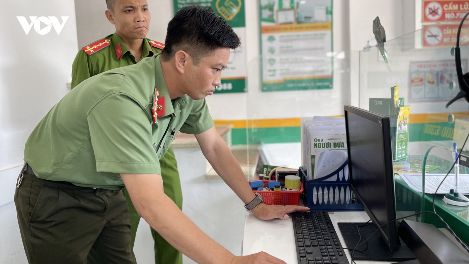 Kiểm tra hoạt động cho vay cầm cố tại 4 địa điểm kinh doanh của F88 tại Kiên Giang