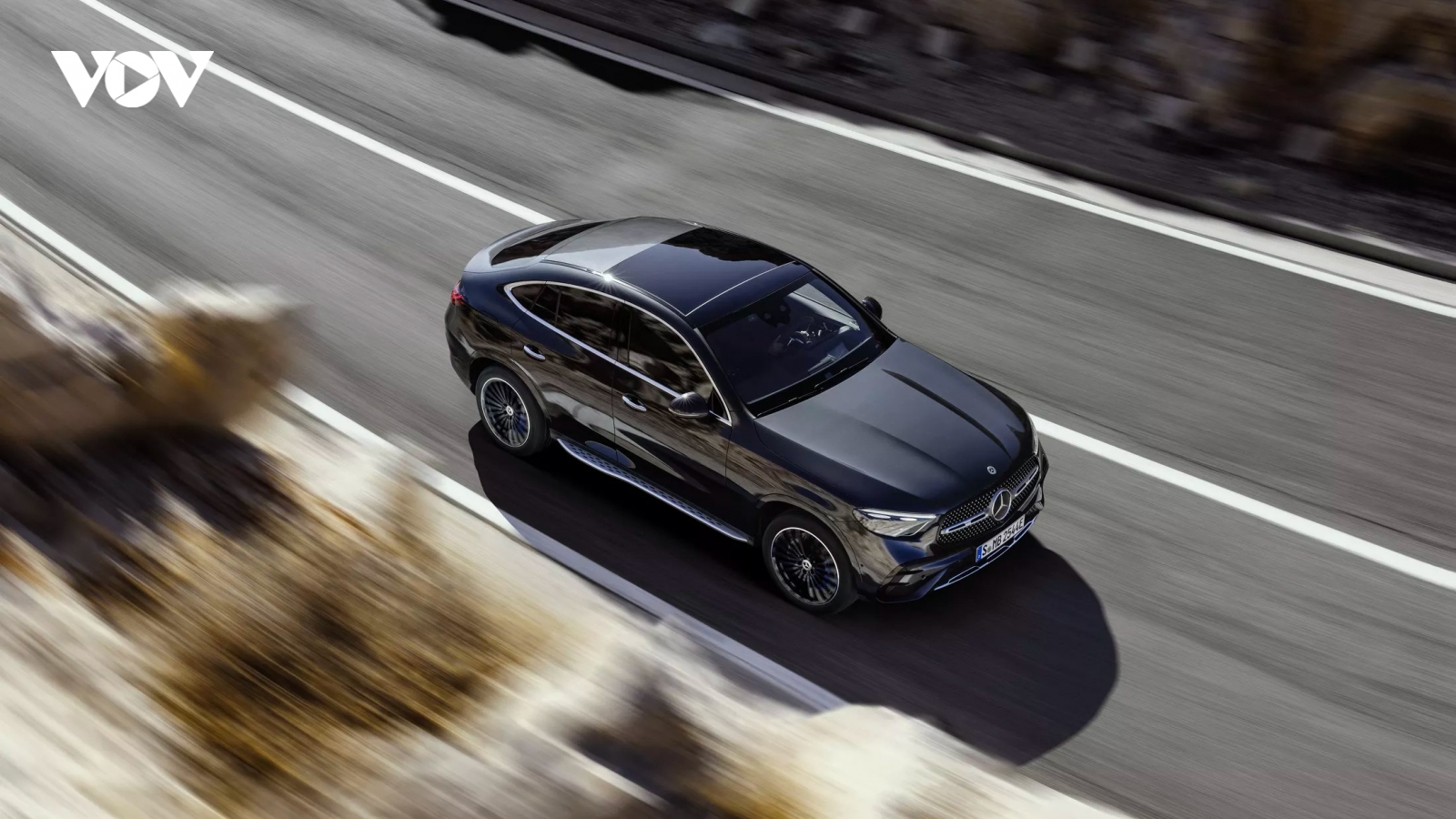 Mercedes-Benz GLC Coupe 2024 ra mắt, thêm động cơ hybrid