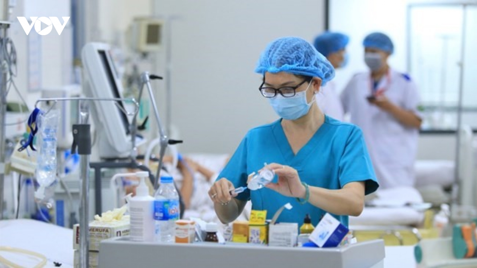 Gỡ khó về thuốc, thiết bị, vật tư y tế: Cứ phải đấu thầu mới có thuốc tốt?