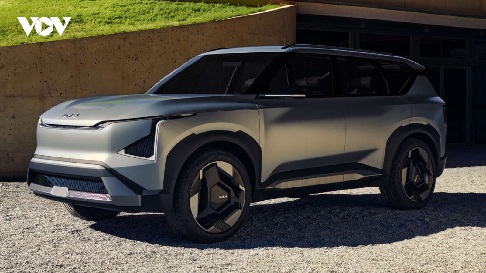 Kia tiết lộ mẫu SUV điện nhỏ gọn mang tên EV5