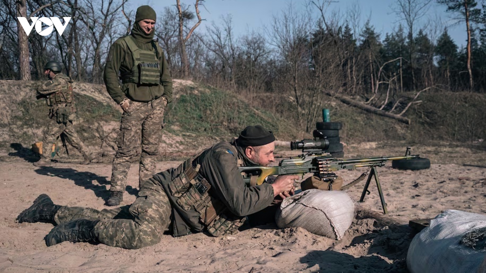 Quân đội Ukraine thiếu đạn và mất nhiều binh sĩ có kinh nghiệm khi đối đầu Nga
