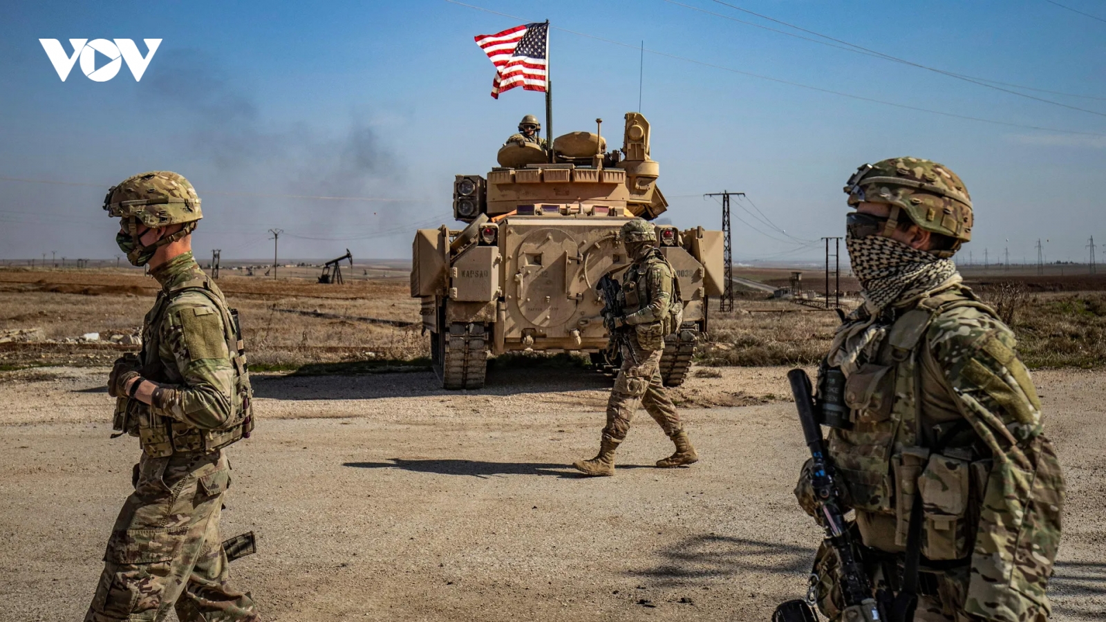 Mỹ không kích miền Đông Syria