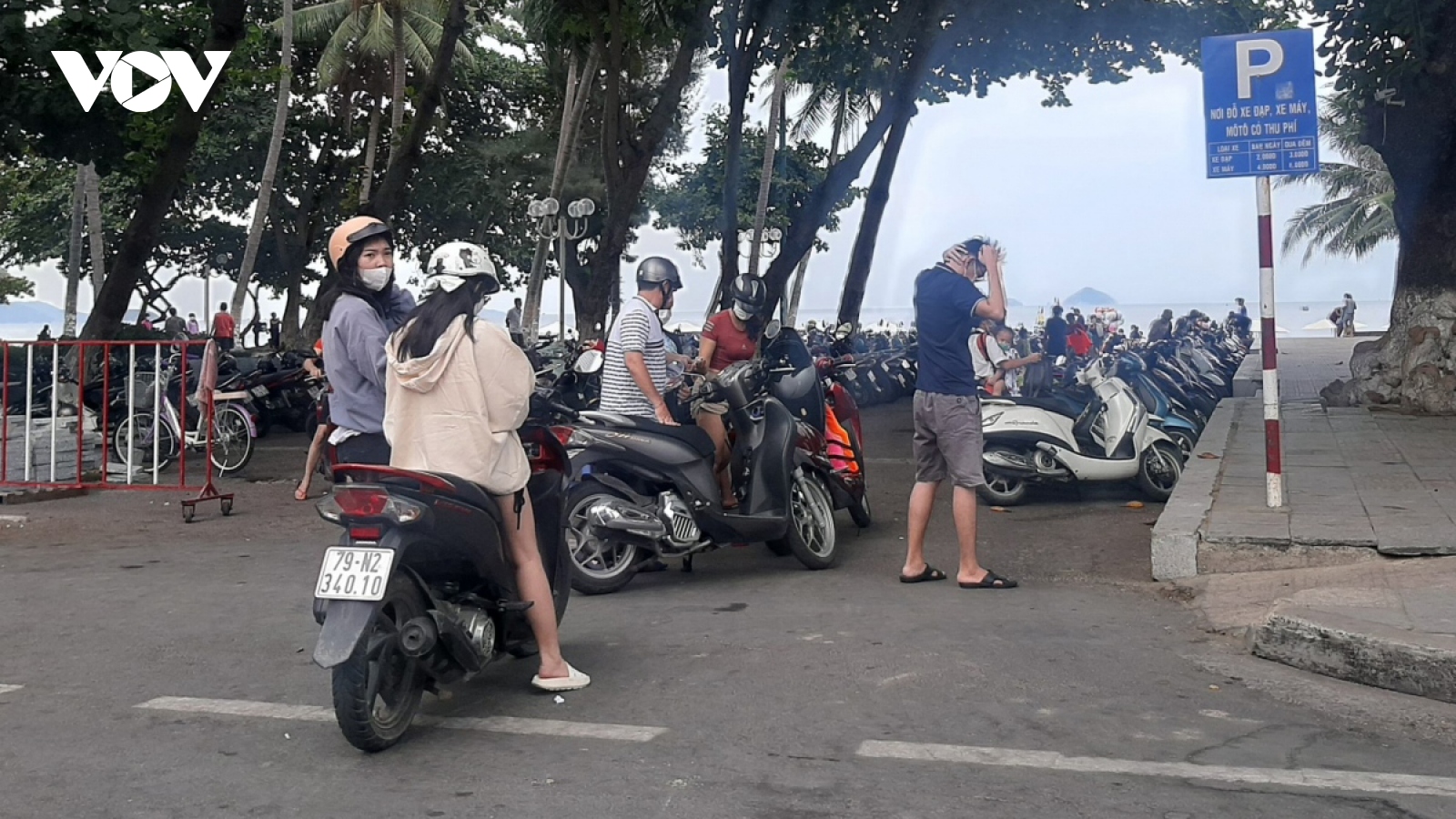 Cách tất cả chức vụ trong Đảng đối với Đội trưởng Thanh niên xung kích Nha Trang