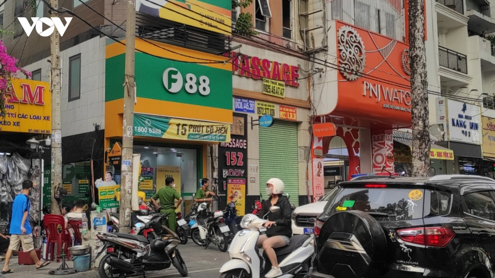 Nóng 24h: Khám xét trụ sở F88 vì có dấu hiệu cưỡng đoạt tài sản